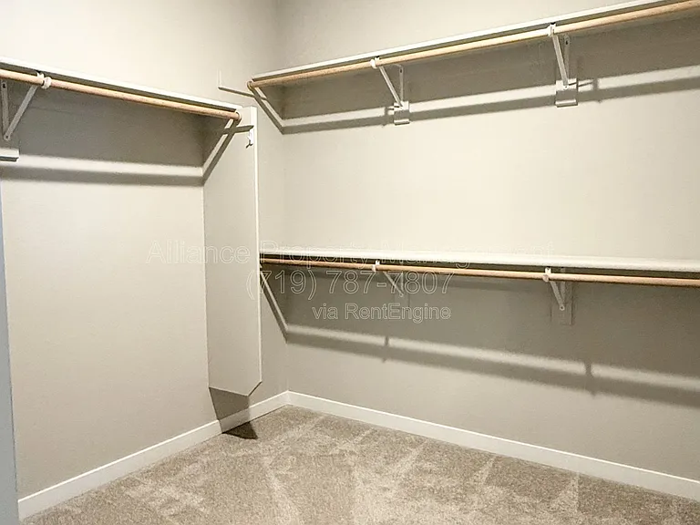 5424 Carvel Grv — Photo 20