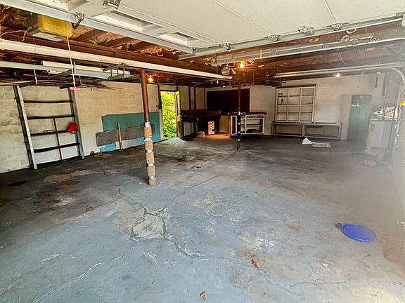 4th image of 15 Froelich Ave #G