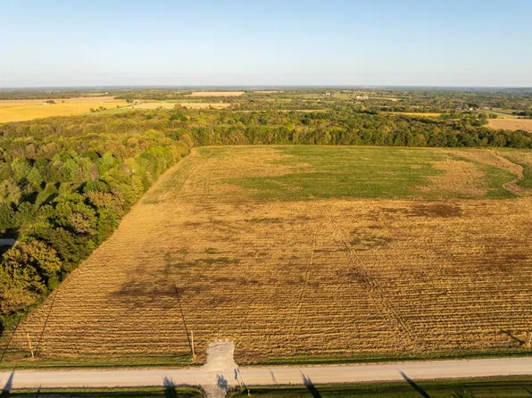 S Van Meter Rd, Freeman, MO 64746