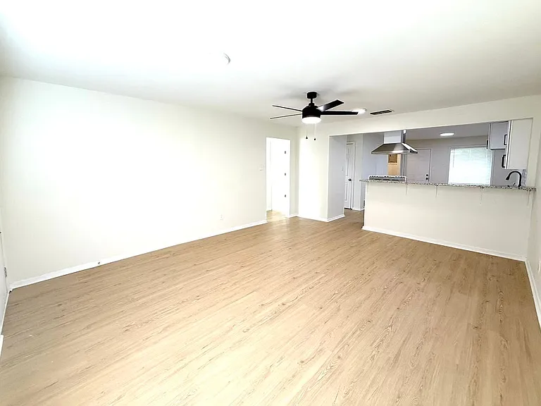 1401 Arvel Cir — Photo 16