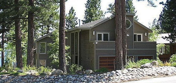 569 Len, from Len Way