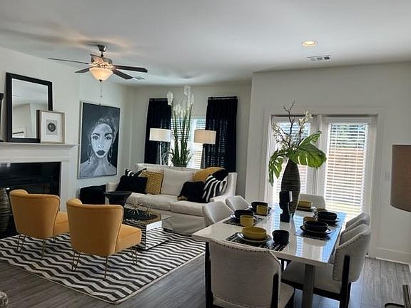 3rd image of 5899 Greystone Dr