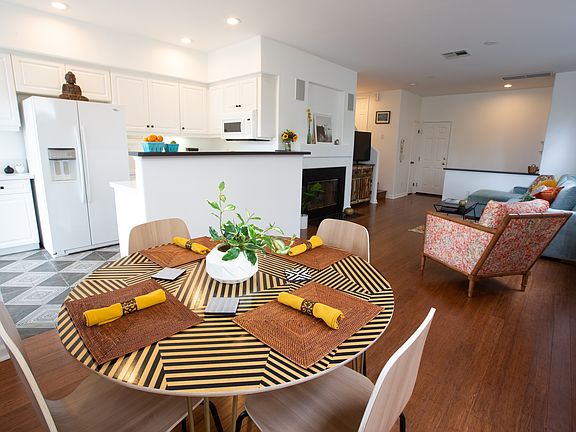 3rd image of 593 Sweet Pea Pl