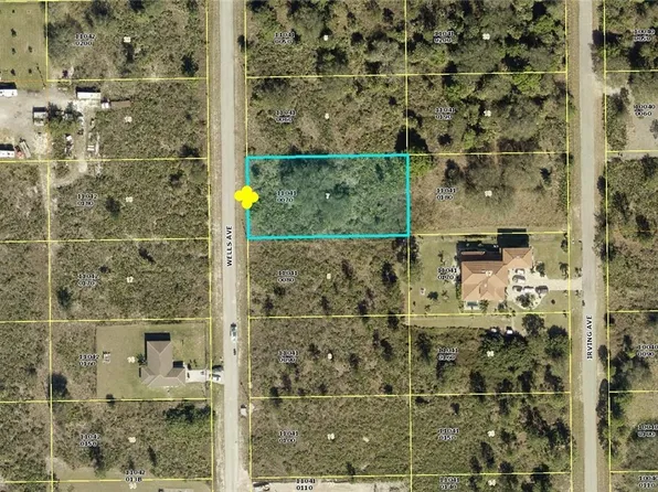 310 Wells Ave, Lehigh Acres, FL 33936