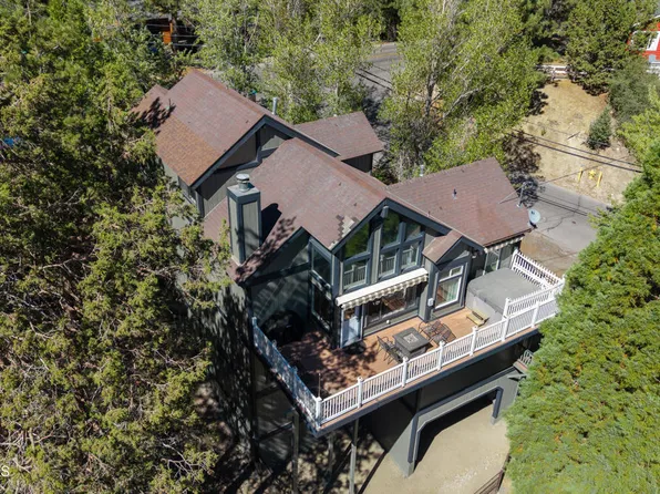 568 Silver Tip Dr, Big Bear Lake, CA 92315