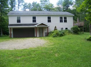 401 Oak Lodge Rd, Rochester, VT 05767