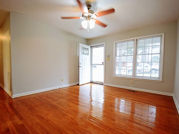 2nd image of 725 Ashburton Dr