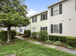 33 Talbot Ln APT 4, Greenwich, CT