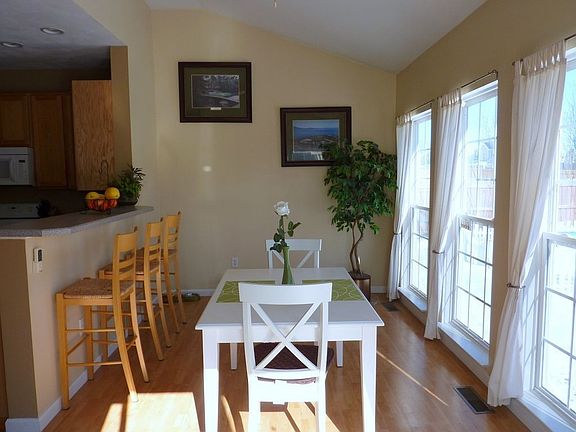 Sunroom/Kitchen