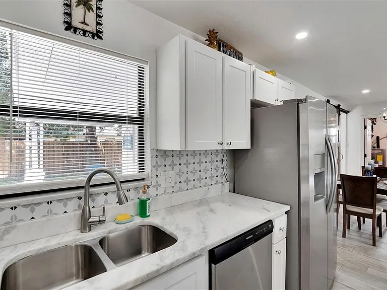 4731 W Montgomery Ave — Photo 19