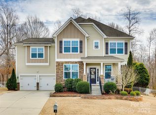 1004 Damson Ln, Waxhaw, NC 28173
