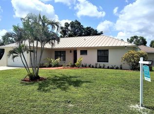 1318 Ingraham St, Naples, FL 34103