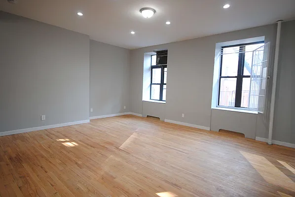 Rented by Bold New York | media 14