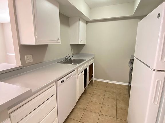 5th image of 3796 N Nicklas Ave #0