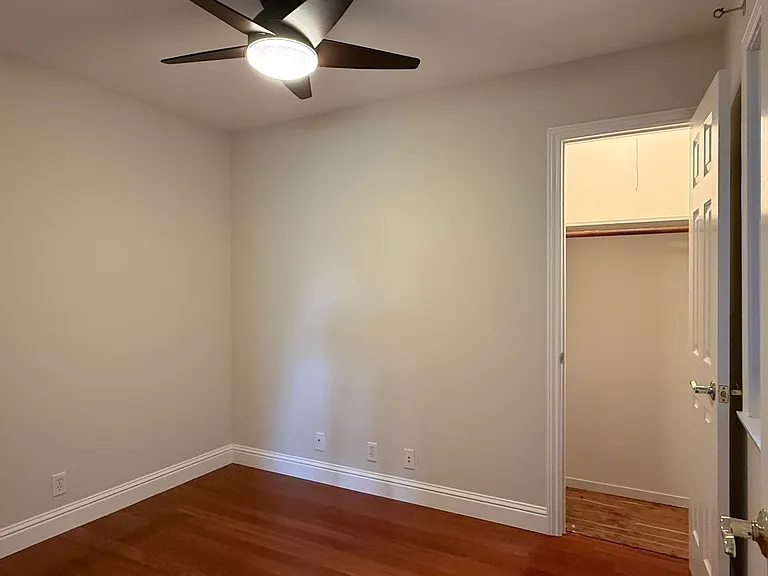 1388 Pine Ave — Photo 18