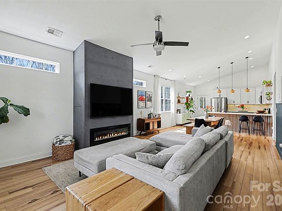 4th image of 6739 Indian Ln