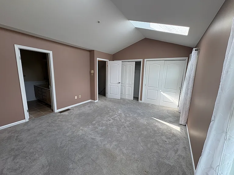 304 Huntington Ct #62 — Photo 12