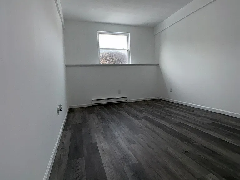 513 Emmett St #B11 — Photo 13