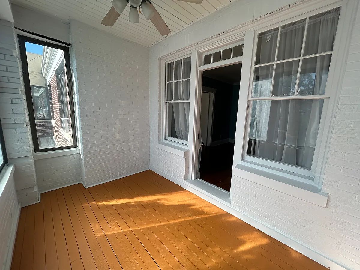 Building Photo - 2035 Commonwealth Ave #14
