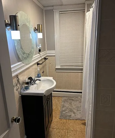 75 Vernon St — Photo 3