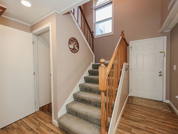 4th image of 22 Bonnie Heights Drive