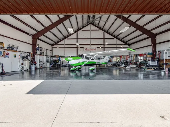 117 Citation Dr, Cresson, TX 76035