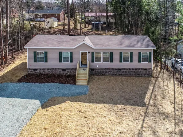107 Azalea Dr, Roxboro, NC 27573