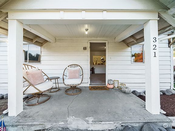 2nd image of 321 Park Dr
