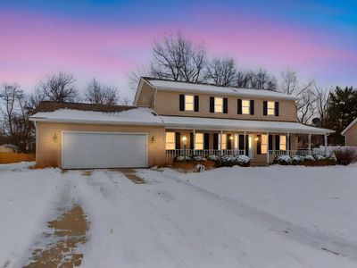 51180 Oak Lined Dr, Granger, IN, 46530