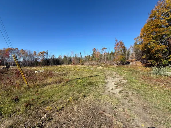 260 Water Street, Guilford, ME 04443
