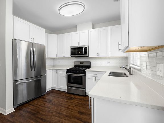 5th image of 2314 Daybreak Dr #2314