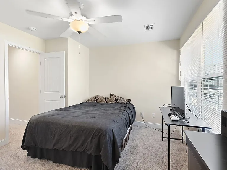242 Admiration Ave — Photo 19