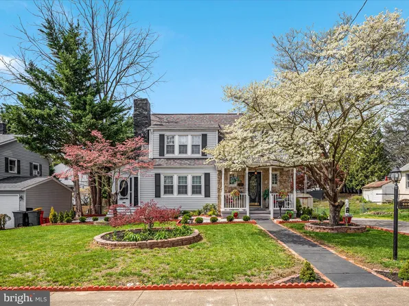 504 S Church St, Charles Town, WV 25414