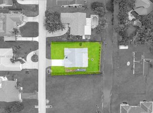 11280 NW 26th St, Plantation, FL 33323