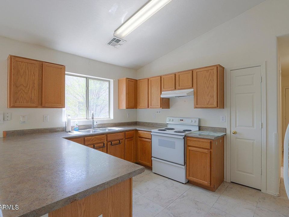2nd image of 43171 W COWPATH Road
