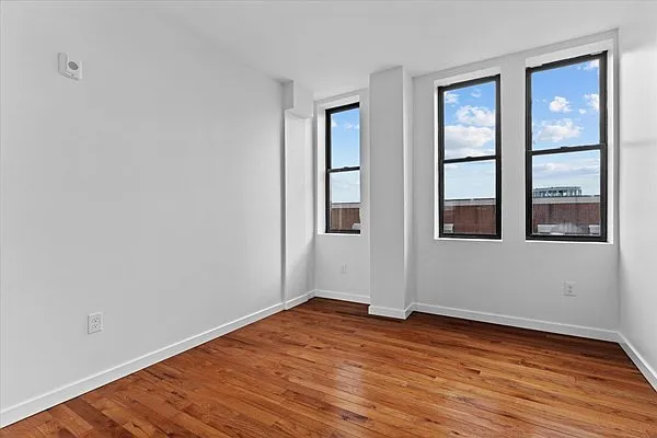 276-280 Essex St #502 — Photo 3