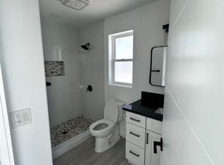 719 Springlake Pl #B, Escondido, CA 92027