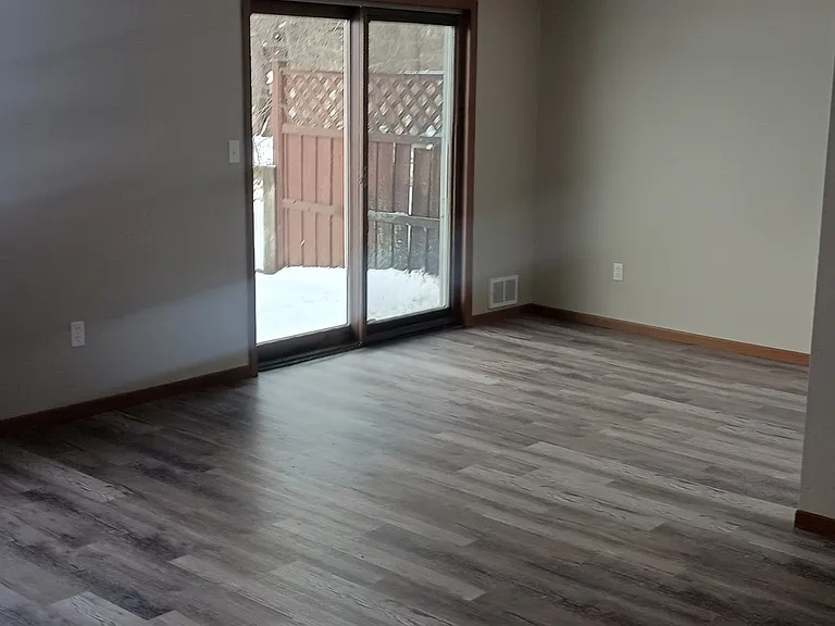 700 Detroit Ave — Photo 5