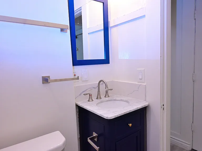brand new vanity cabinet + mirror + vanity light
