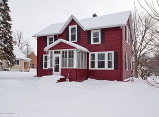 303 Twiford St SW, Chatfield, MN 55923