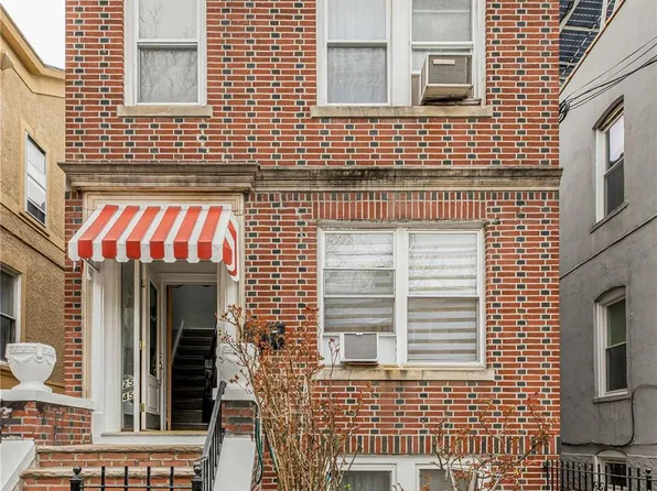 25-45 42nd Street, Astoria, NY 11103