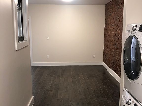 3rd image of 167 E 106th St APT 3W