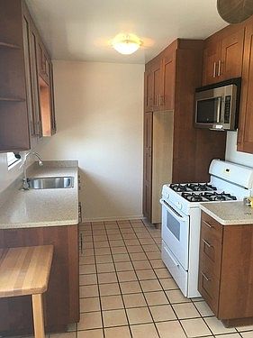 5th image of 1848 Purdue Ave