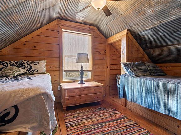 3rd image of 2601 Ridge Rd