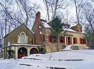 10841 Valley View Rd, Northfield, OH 44067