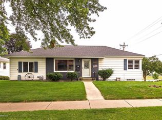 1115 11th Ave NW, Rochester, MN 55901