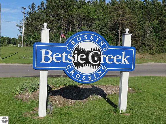 4th image of 81 Betsie Creek Dr