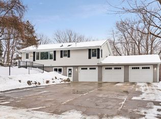 6290 Yucca Ln N, Maple Grove, MN 55311