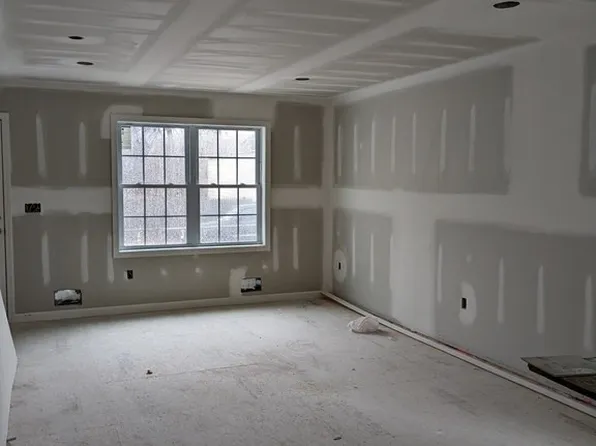 119-121 Greene St, Springfield, MA 01109