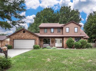 212 Blue Ridge Dr, Glen Carbon, IL